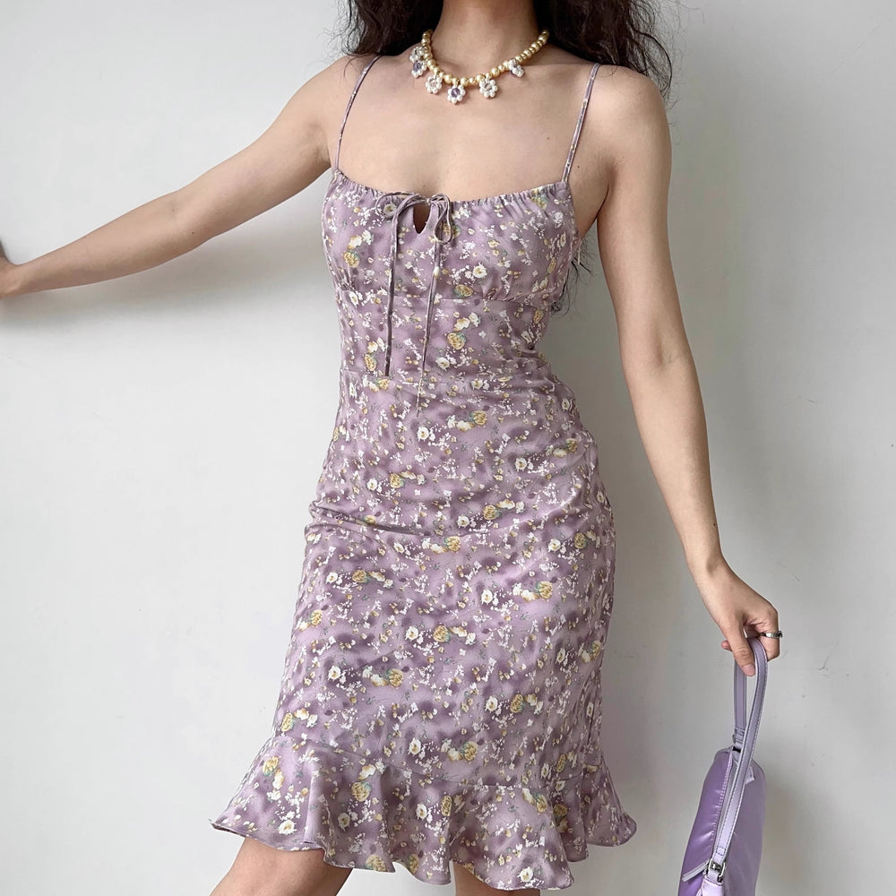 
            
                Load image into Gallery viewer, Marii Lavender Dress ~ HANDMADE
            
        