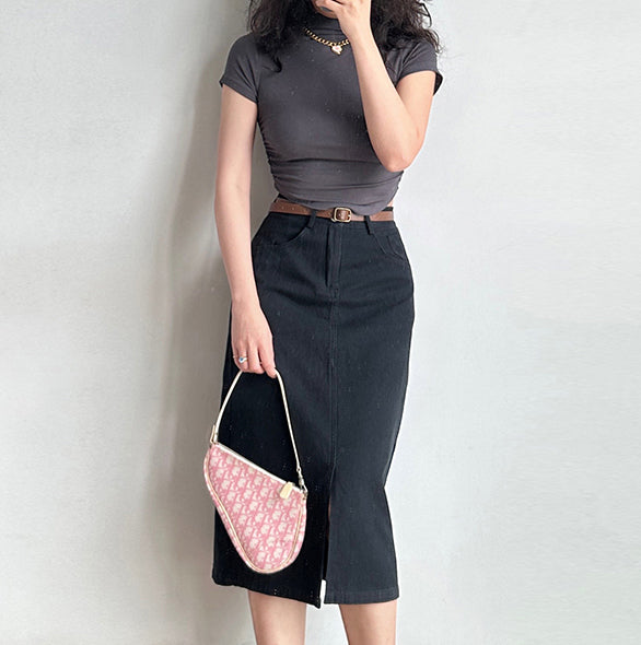 
            
                Load image into Gallery viewer, Timeless Denim Midi Skirt
            
        