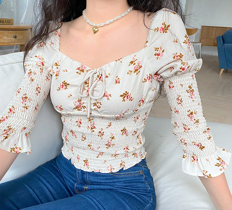 
            
                Load image into Gallery viewer, Maisy Floral Ruffle Blouse
            
        