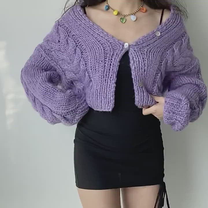 
            
                Load and play video in Gallery viewer, Margaret Heavy Cable Knit Cardigan
            
        