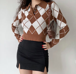 
            
                Load image into Gallery viewer, Funky Retro Argyle Pullover
            
        