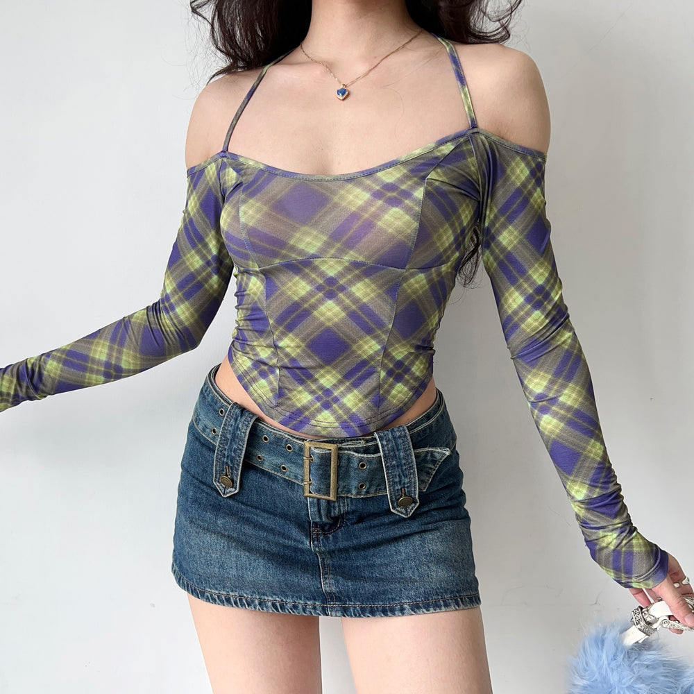 
            
                Load image into Gallery viewer, 90s Gaze Plaid Halter Top ~ HANDMADE
            
        