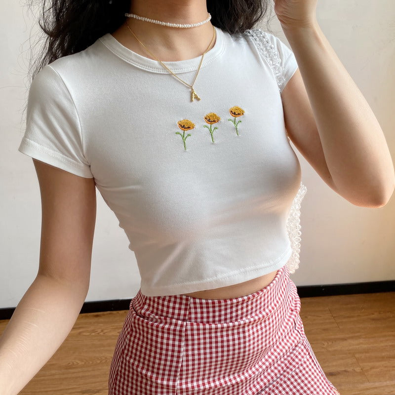 
            
                Load image into Gallery viewer, Golden Flower Embroidered Tee - Pellucid
            
        