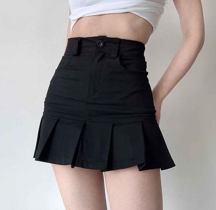 
            
                Load image into Gallery viewer, Tessa Pleated Skirt
            
        