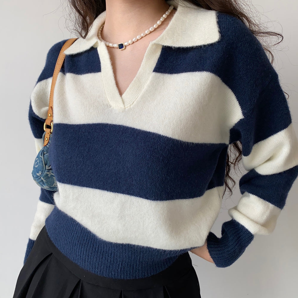 
            
                Load image into Gallery viewer, City Afternoon Loose Pullover ~ HANDMADE
            
        