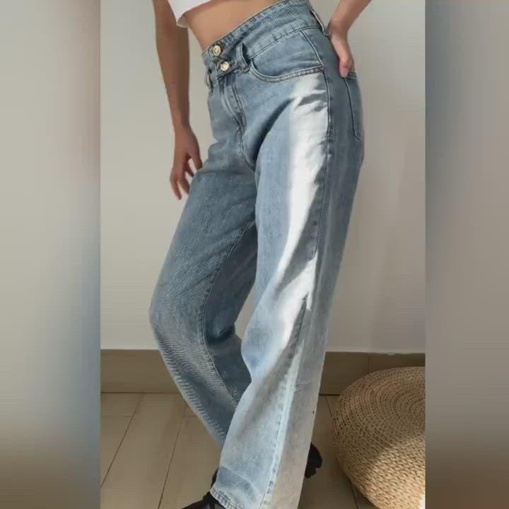 
            
                Load and play video in Gallery viewer, Amore Wide Leg Jeans
            
        
