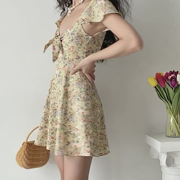
            
                Load and play video in Gallery viewer, Magnolia Floral Bowknot Dress ~ HANDMADE
            
        
